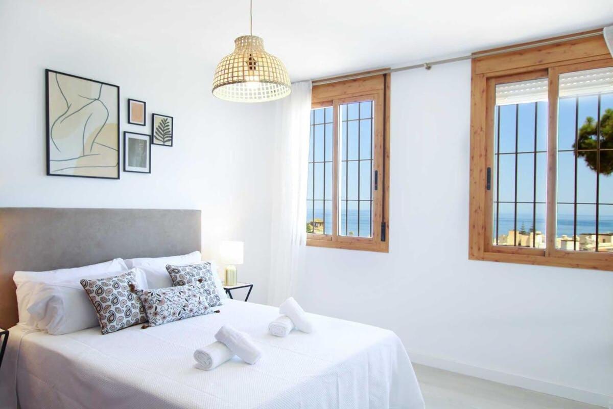 Impresionantes Vistas Al Mar En Torremolinos Apartment Luaran gambar