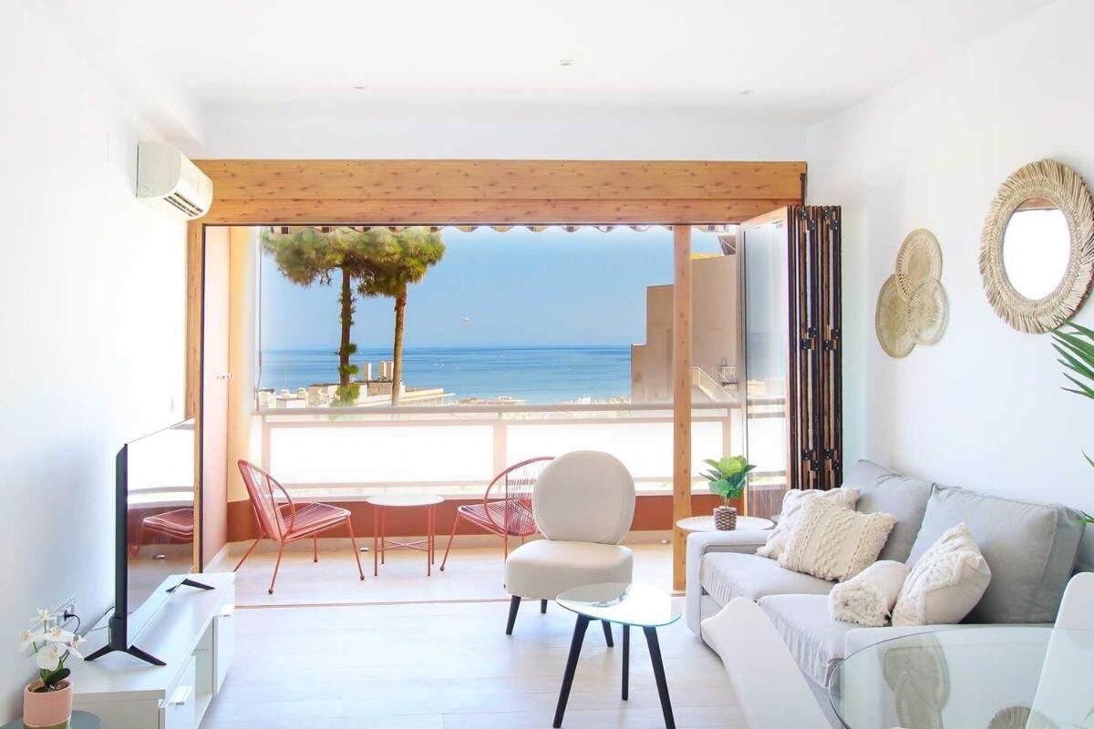 Impresionantes Vistas Al Mar En Torremolinos Apartment Luaran gambar